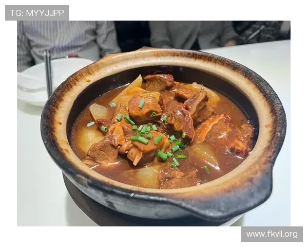 探索金海岸餐廳的美味佳肴与独特用餐体验
